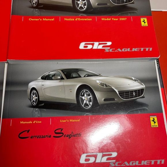 FERRARI 612 SCAGLIETTI SCHEDONI LEATHER POUCH | OWNERS MANUAL |  MODEL year 2017 - Picture 4 of 13